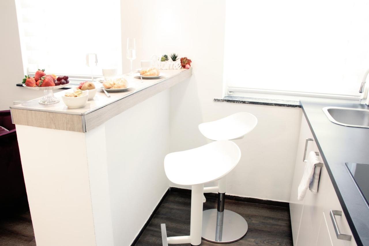 Secret Hideaways Cozystudio Superior Apartments Mit Wifi L 450M Bis Uni L Messe L Flughafen L Zoo Duisburgo Esterno foto