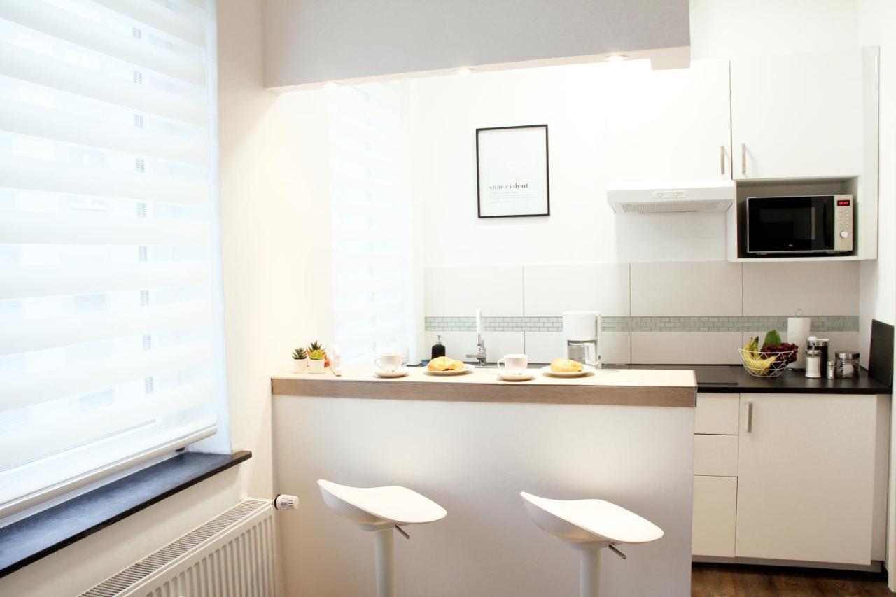 Secret Hideaways Cozystudio Superior Apartments Mit Wifi L 450M Bis Uni L Messe L Flughafen L Zoo Duisburgo Esterno foto